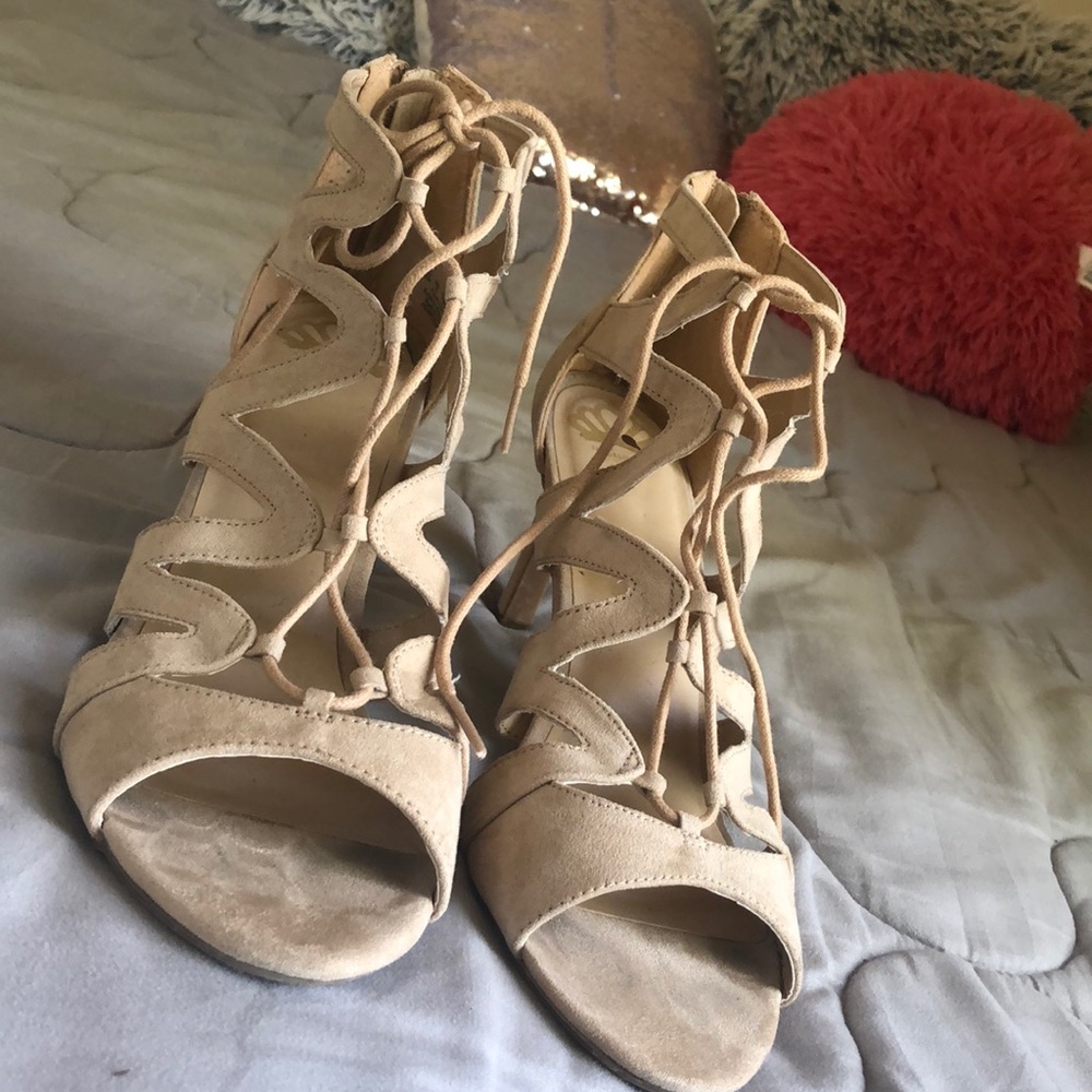 Cream Fergie Heels